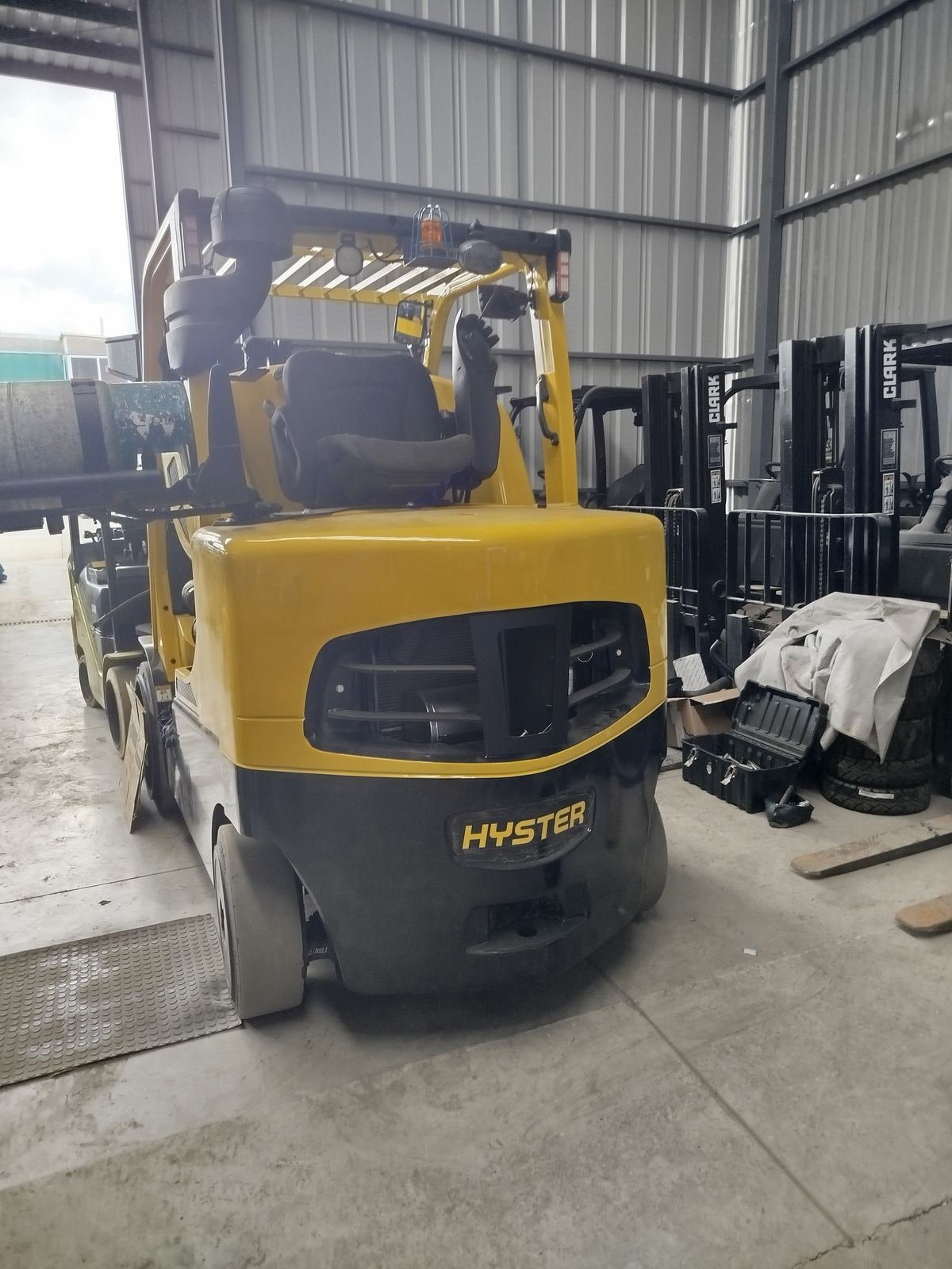 MR-340 Hyster S155FT